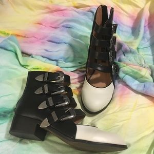 Zigi Soho Lifted Ankle Bootie. Size 8.5